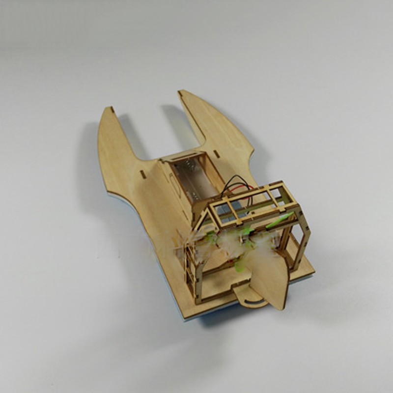 Latające ryby montowana techno – Model Kit Yacht recenzja i cena